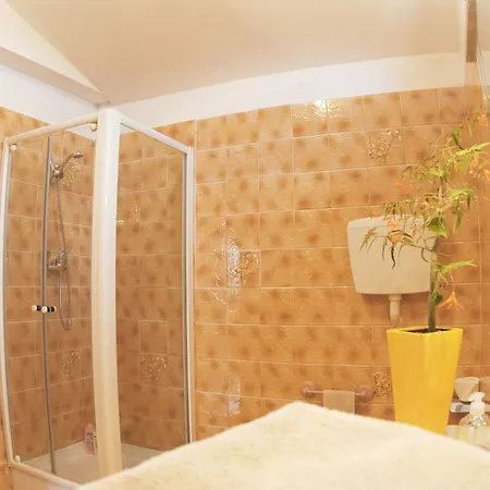 Casa Elisa Oda ve Kahvaltı *